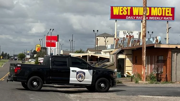 Suspect identified in mass shooting that killed 1,...