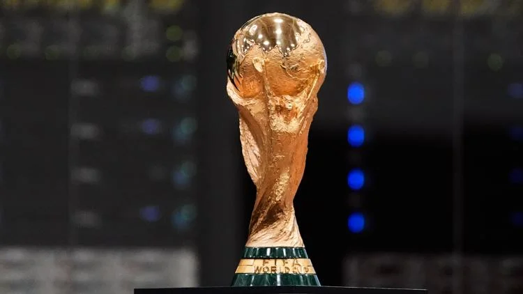 After cycling 10,000 miles to the World Cup, 3 Argentina...
