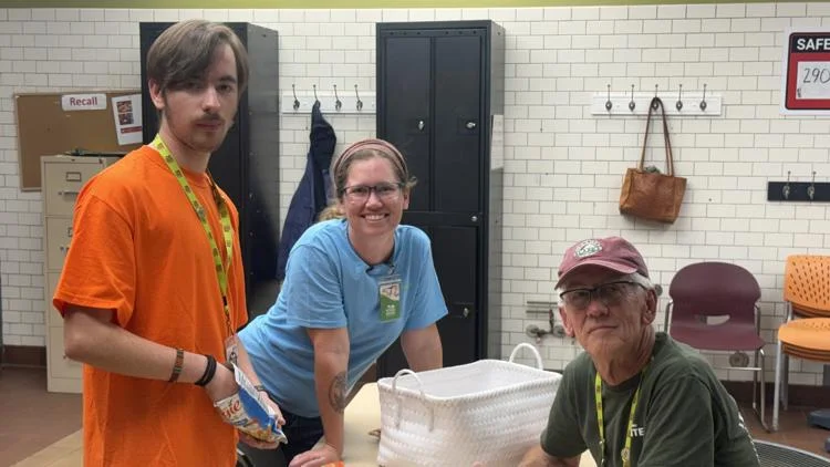 Meet the Robinsons: Three generations volunteer together...