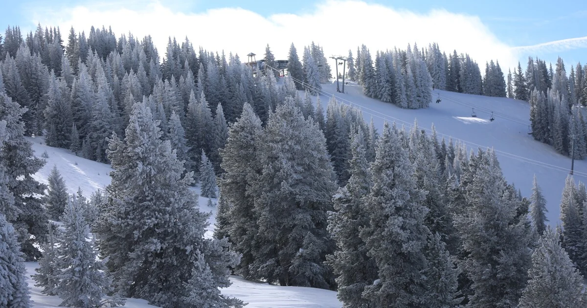 Vail Resorts reports 12.5% drop in skier visits amid...