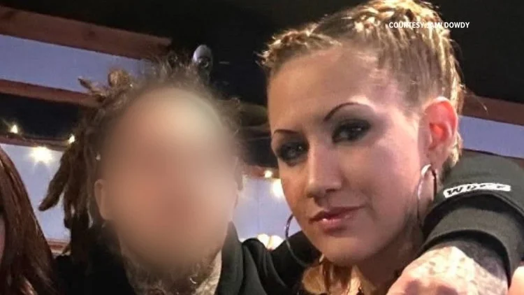 'We got to bury her, we got to bury her' | Family of...