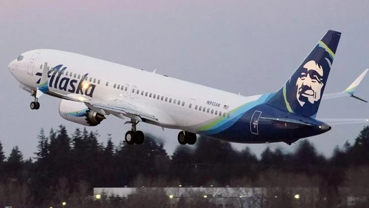Major US airline accused of letting drunken passengers...